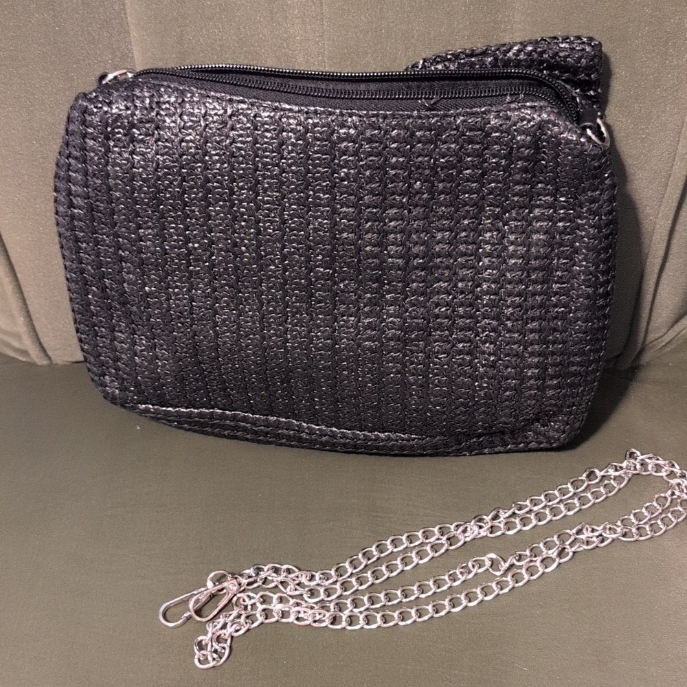 Black Woven Crossbody Clutch with Accent Bow - Picture 4 of 8